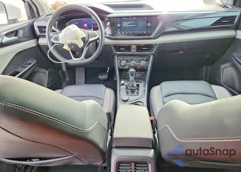 2024 Volkswagen Taos Sel z USA, uszkodzony, nr VIN 3VV4X7B22RM122925